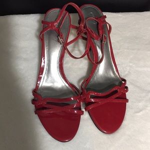 Red 3” strapped 👠 high heel shoes
